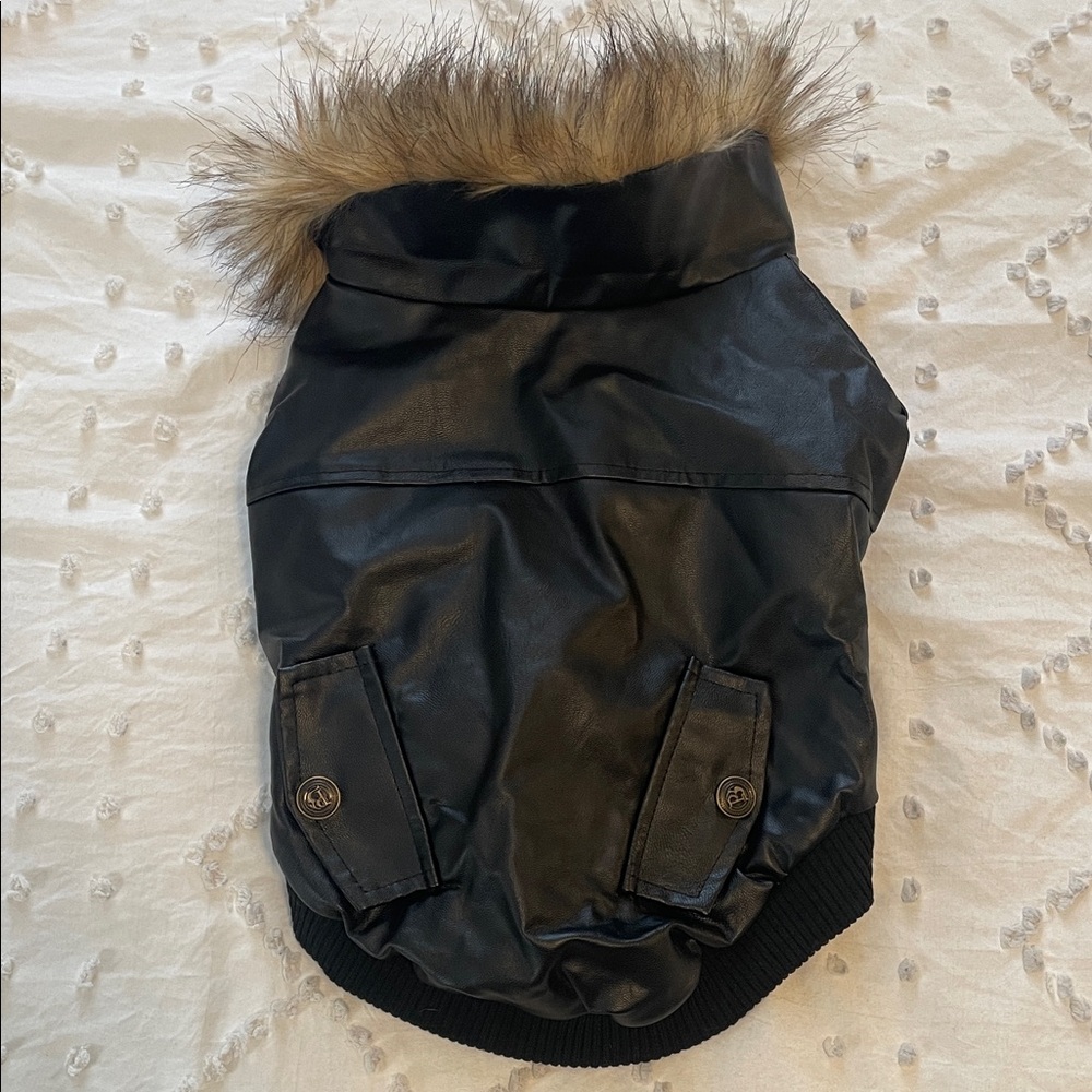 Black Faux Leather Dog Jacket with Fur Trim small dog XL new unworn